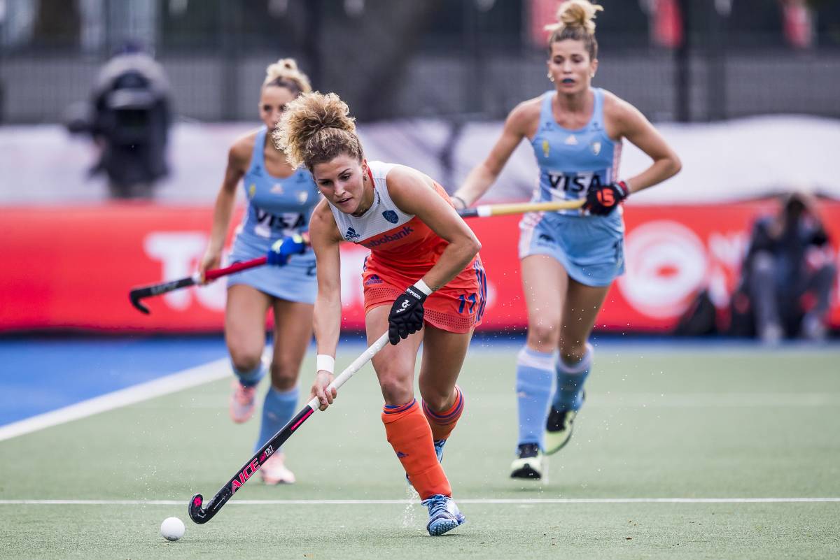 Argentina - Australia: Forecast and bet on a field hockey match at the OI-2020